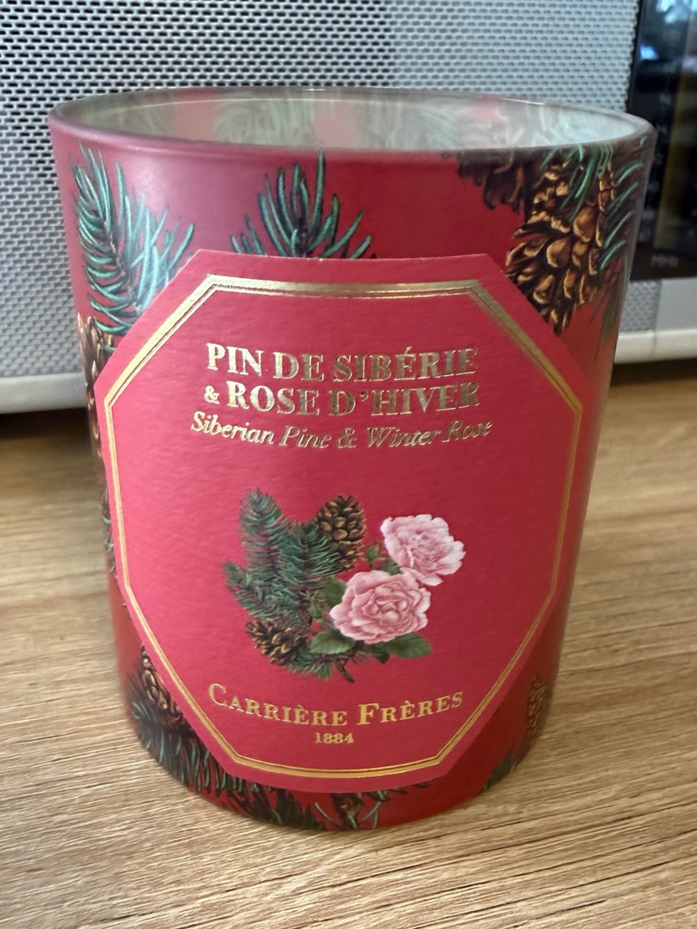 Carrière Frères Siberian Pine & Winter Rose Candle